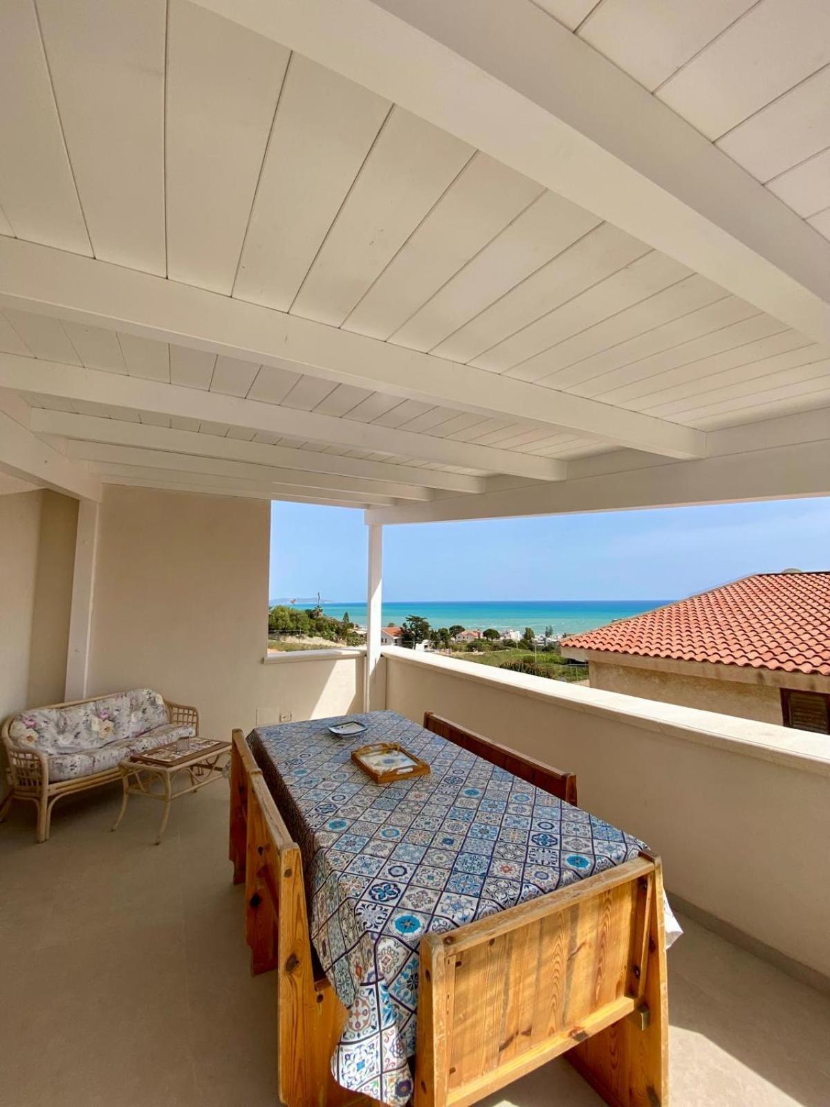 La Terrazza Di Nonna Maria Villa Realmonte Luaran gambar